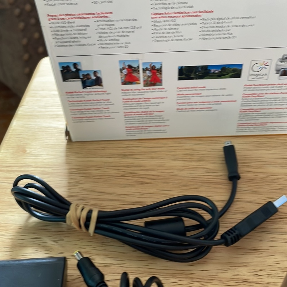 Digital Camera - Picture 7 of 10